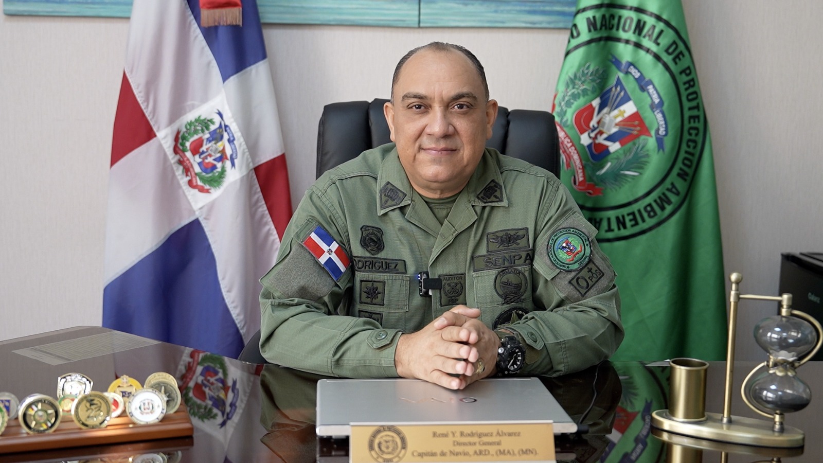 El director del Senpa, capitán de navío René Rodríguez Álvarez