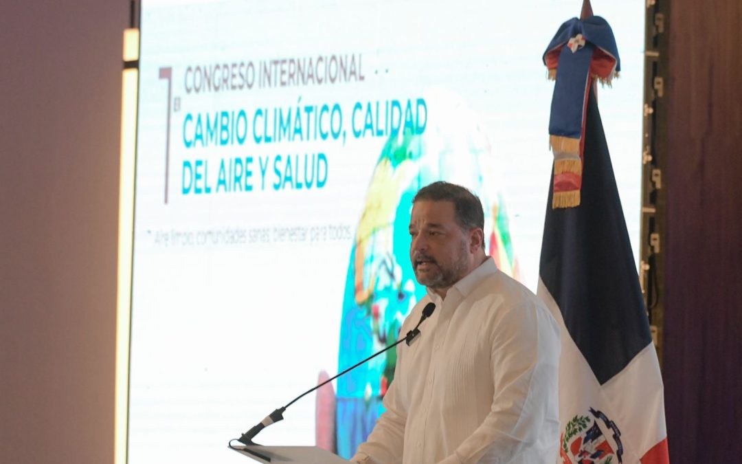 Ministerios Medio Ambiente y Salud Pública realizan congreso sobre abordaje integral del cambio climático, la calidad de aire y la salud