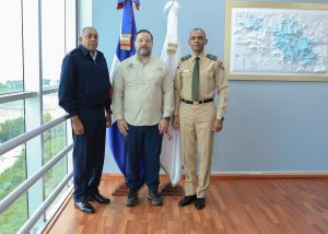 Ministro Paíno Henríquez recibe visita de cortesía de COOPINFA para fortalecer la colaboración institucional