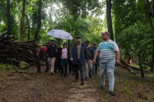 Ministro de Medio Ambiente y alcaldesa de Santo Domingo Norte supervisan acciones de respuesta ante los efectos de la tormenta Melissa
