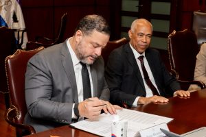 Medio Ambiente y Poder Judicial acuerdan fortalecer seguridad jurídica en áreas protegidas