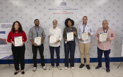 Medio Ambiente conmemora el Día Nacional del Servidor Público con acto institucional