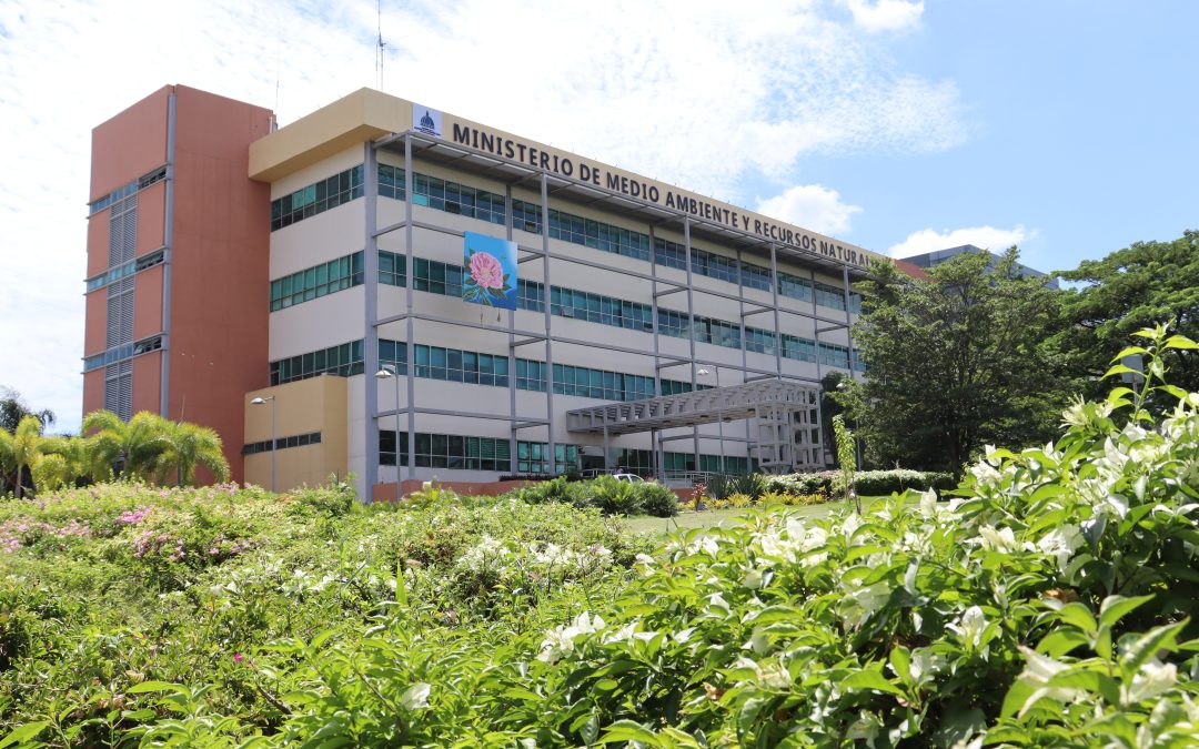 Paíno Henríquez destaca Medio Ambiente brindará apoyo técnico total a la Procuraduría para investigar delitos en áreas protegidas