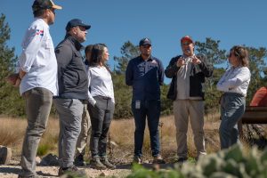 Ministro Paíno Henríquez supervisa avances en la nueva área de acampar en el Parque Nacional Valle Nuevo