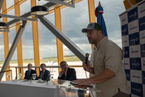 Medio Ambiente y AERODOM firman carta de intención para promover proyecto piloto de carbono azul